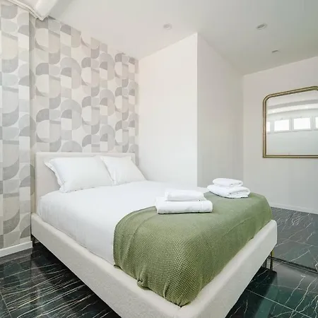 Apartment Mairie Des Lilas - Iv *